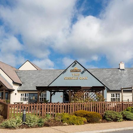 Sessile Oak, Llanelli By Marston'S Inns Exterior foto